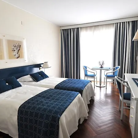 Splendid La Torre Otel