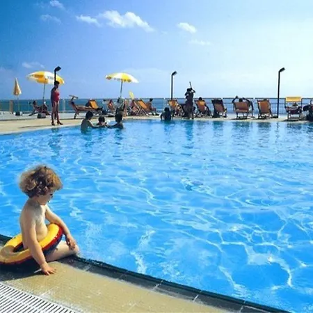 Splendid La Torre 4*